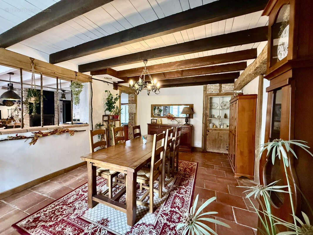 Maison à L&#039;ISLE-JOURDAIN