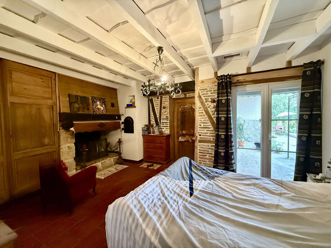 Maison à L&#039;ISLE-JOURDAIN