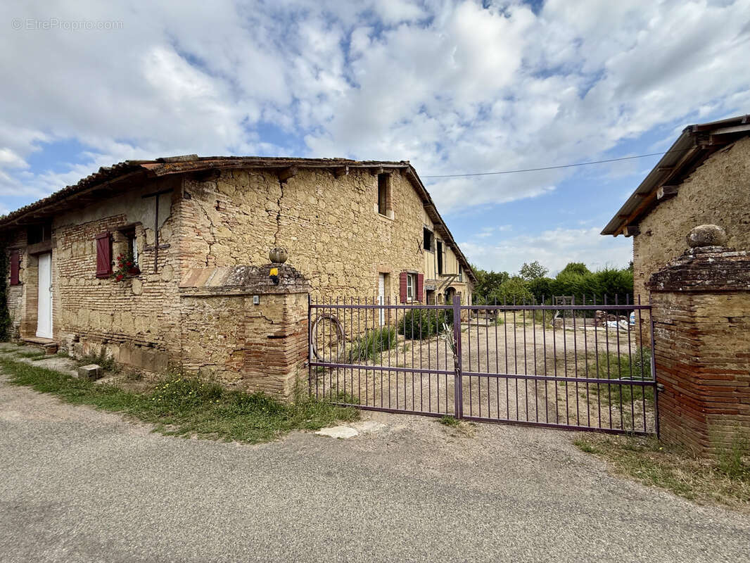 Maison à L&#039;ISLE-JOURDAIN