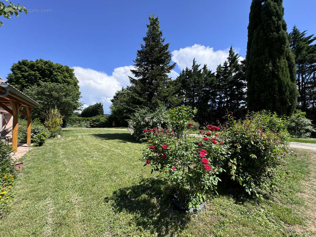 Maison à LA BEGUDE-DE-MAZENC