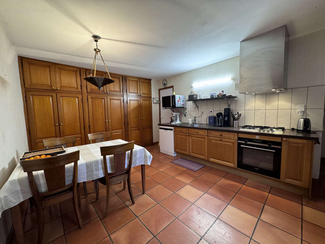 Maison à LA BEGUDE-DE-MAZENC