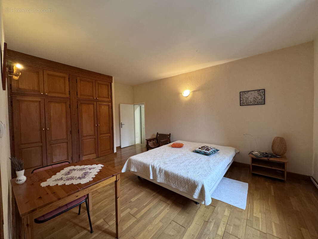 Maison à LA BEGUDE-DE-MAZENC