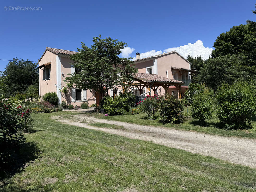 Maison à LA BEGUDE-DE-MAZENC