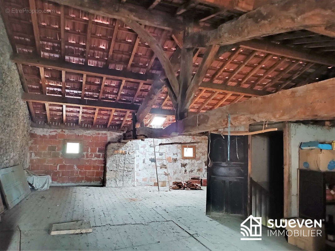 Maison à SAINT-MARTORY