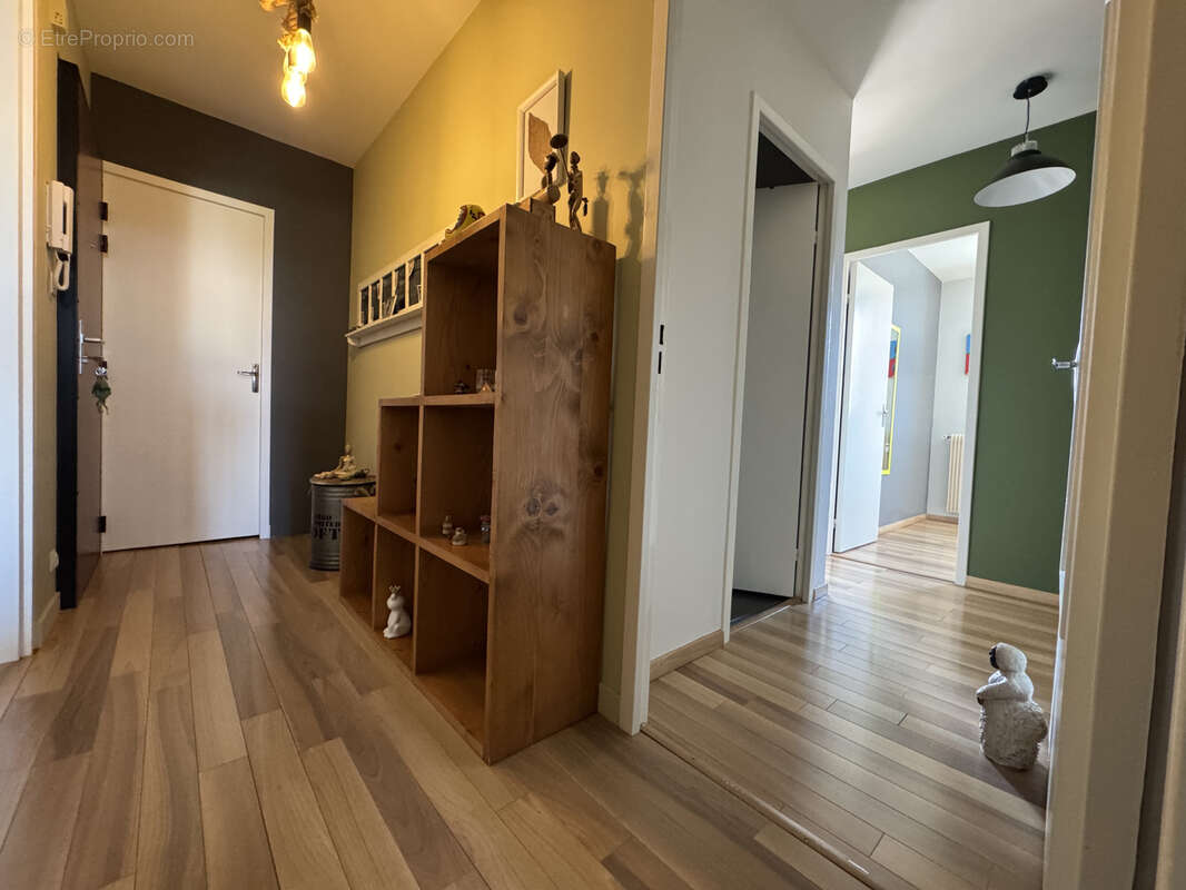 Appartement à BOURG-LES-VALENCE