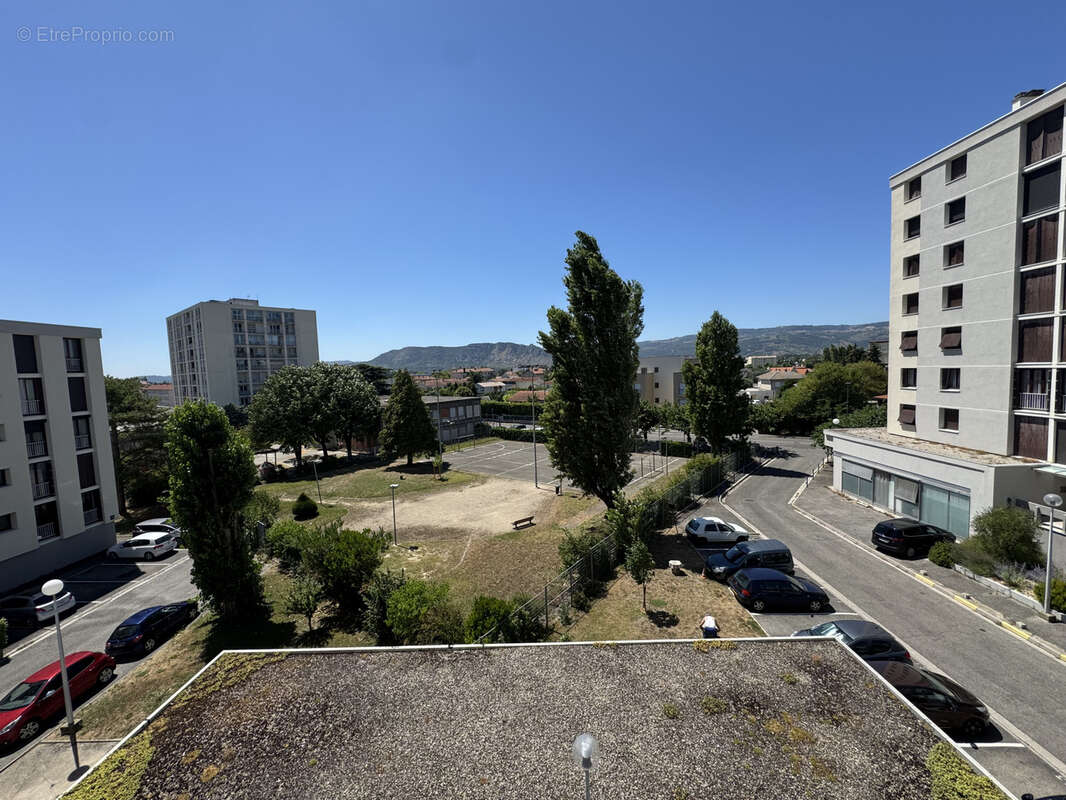 Appartement à BOURG-LES-VALENCE