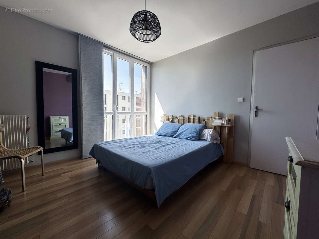 Appartement à BOURG-LES-VALENCE