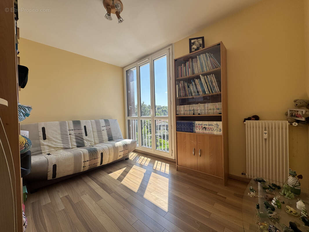 Appartement à BOURG-LES-VALENCE