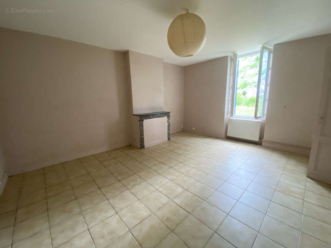 Maison à SAUVETERRE-DE-GUYENNE