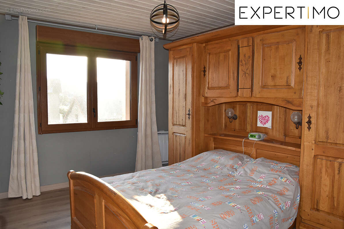 Maison à SAINT-ELOY-LES-MINES