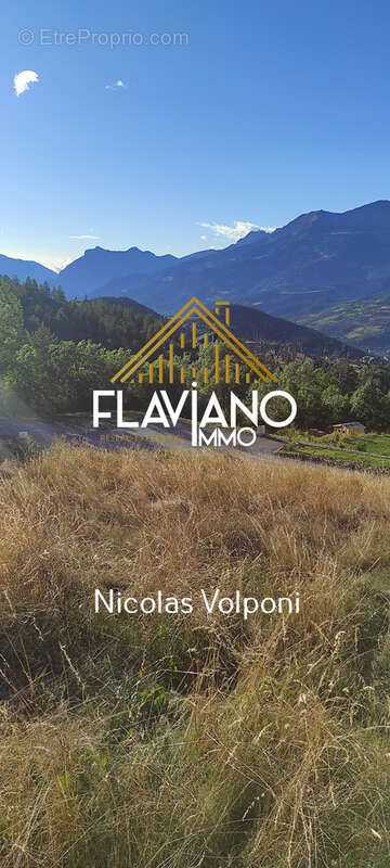 Terrain à LES THUILES