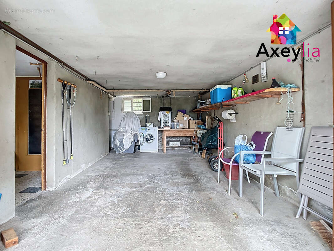 Maison à SAINT-VINCENT-DE-BOISSET