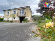 Maison à SAINT-VINCENT-DE-BOISSET