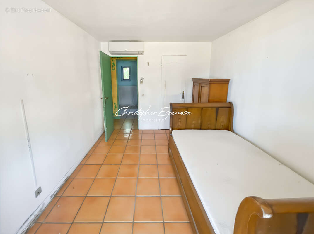 Appartement à CHATEAUNEUF-GRASSE