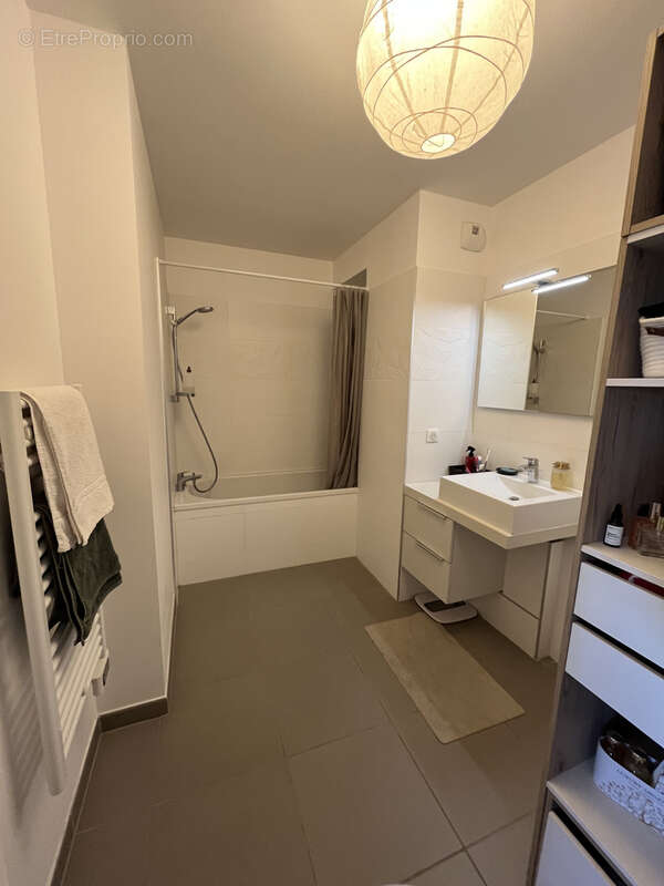 Appartement à SAINT-JEAN-DE-VEDAS