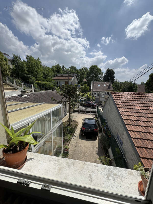 Maison à LE THILLAY