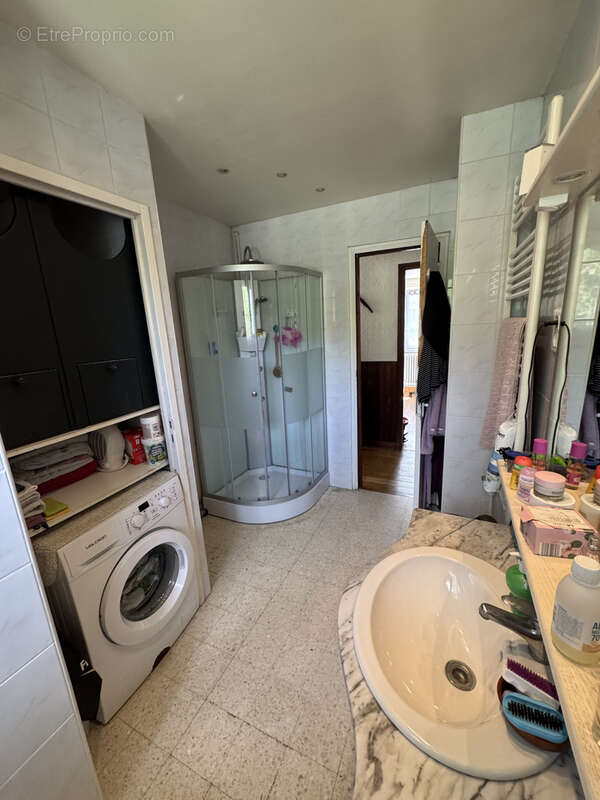 Maison à LE THILLAY