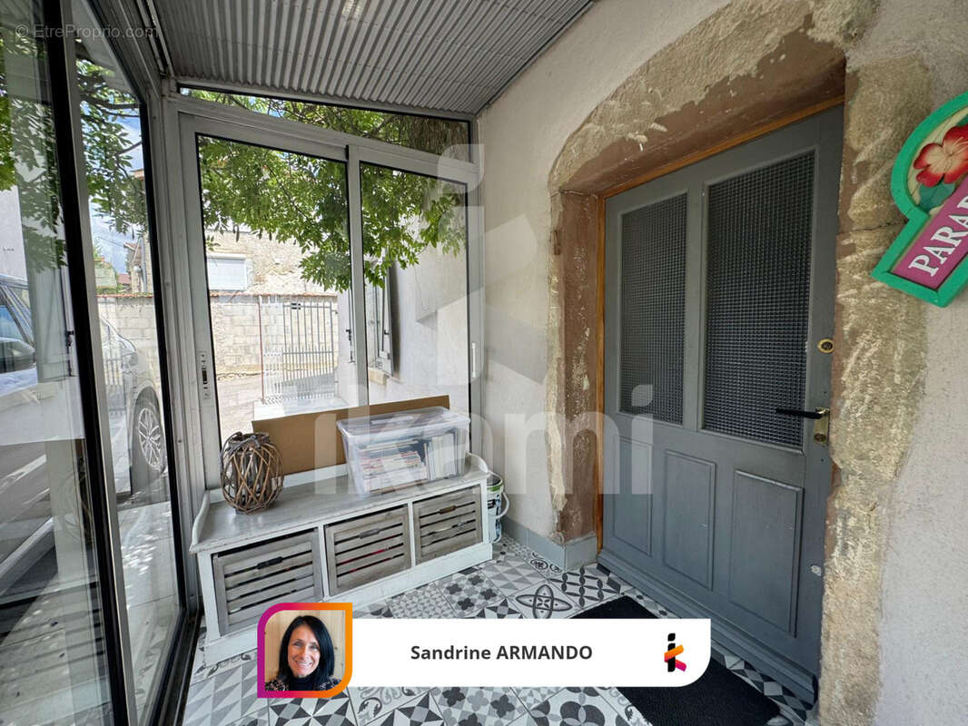 Maison à SATOLAS-ET-BONCE