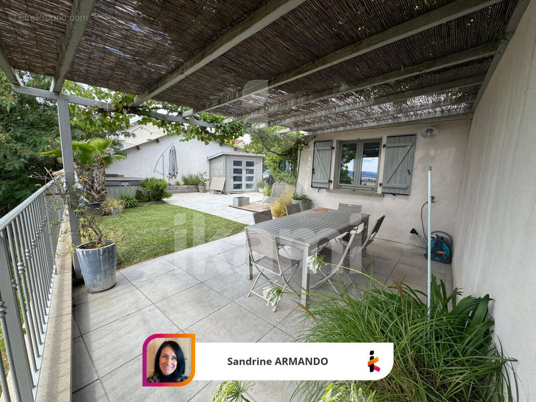 Maison à SATOLAS-ET-BONCE