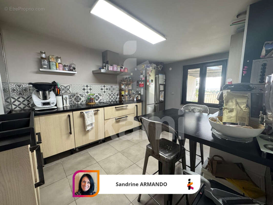 Maison à SATOLAS-ET-BONCE