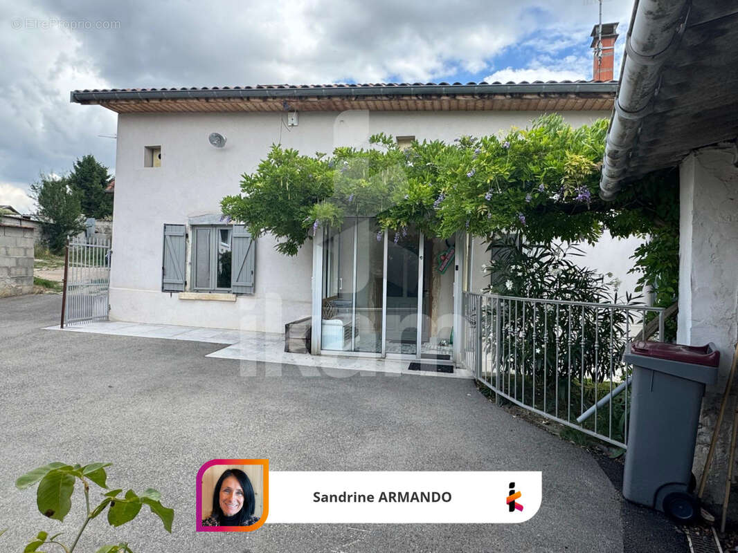 Maison à SATOLAS-ET-BONCE