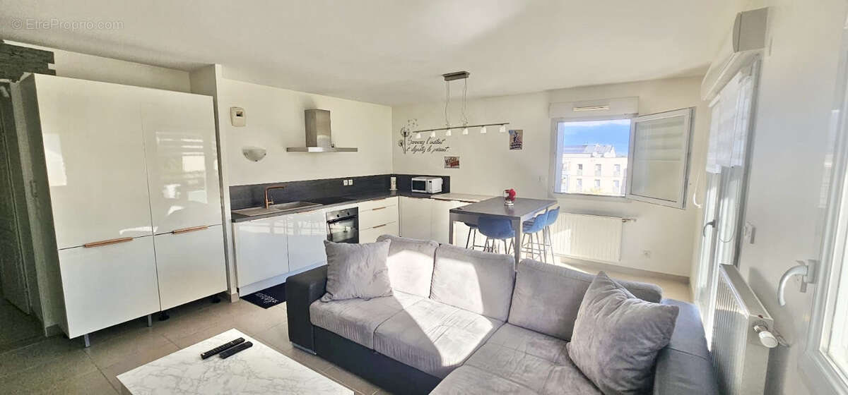 Appartement à VALLEIRY