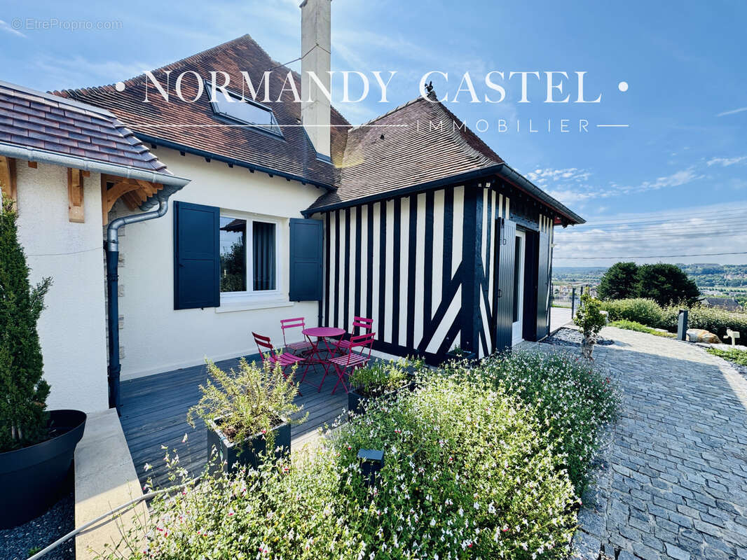 Maison à TROUVILLE-SUR-MER