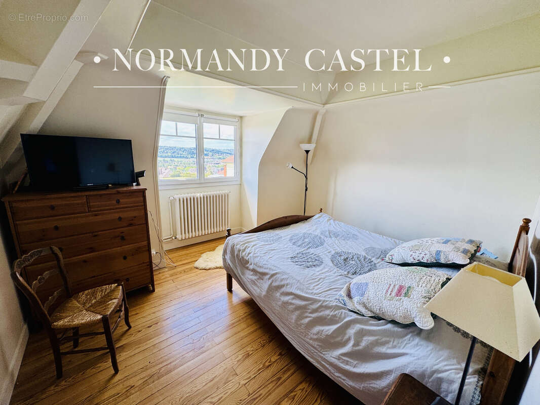 Maison à TROUVILLE-SUR-MER