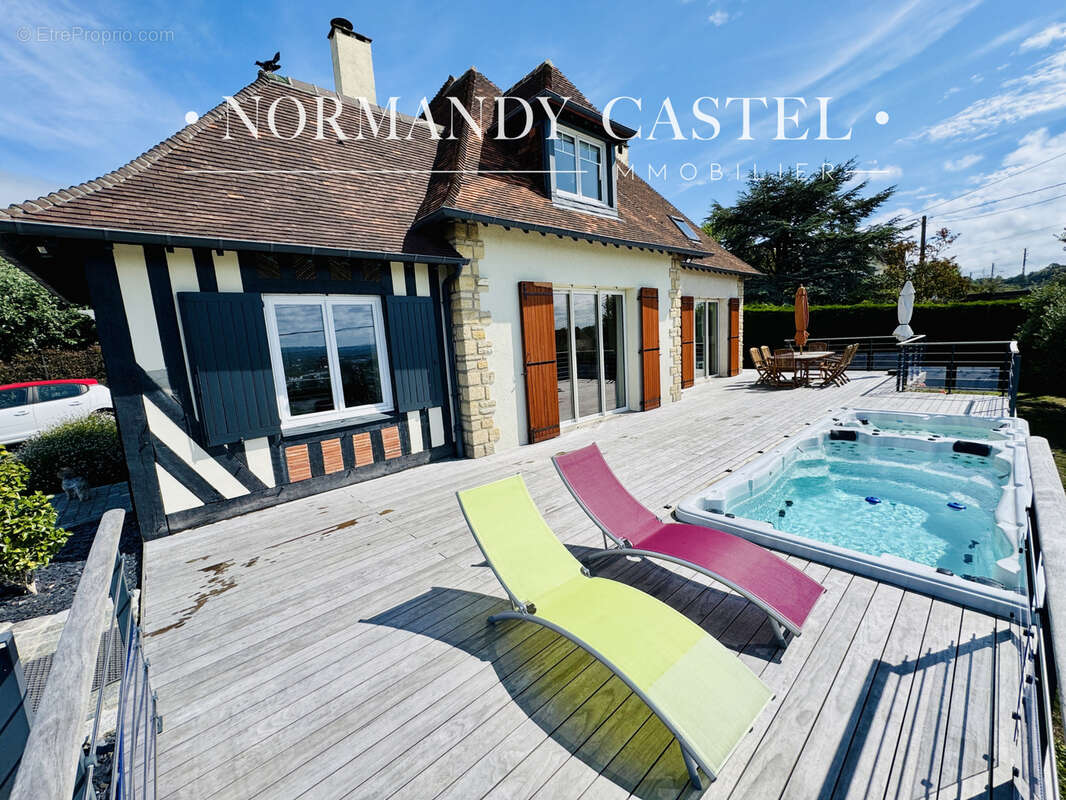 Maison à TROUVILLE-SUR-MER