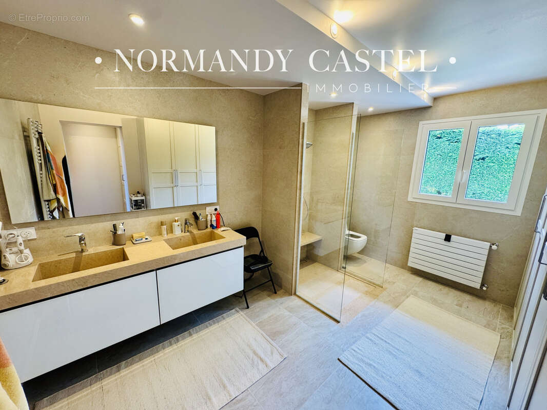 Maison à TROUVILLE-SUR-MER