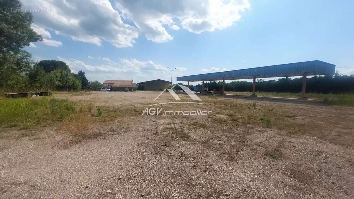 Commerce à SAINT-CHRISTOL-LES-ALES