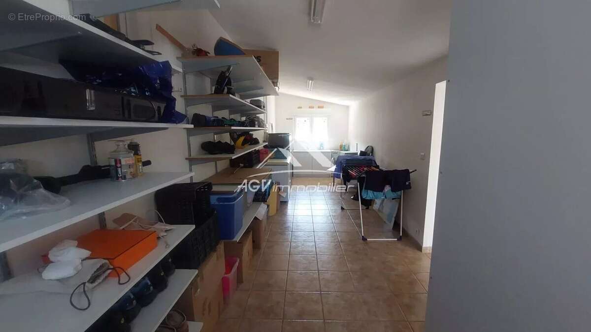 Commerce à SAINT-CHRISTOL-LES-ALES