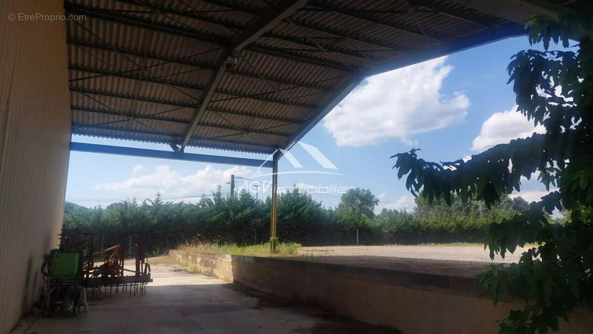 Commerce à SAINT-CHRISTOL-LES-ALES