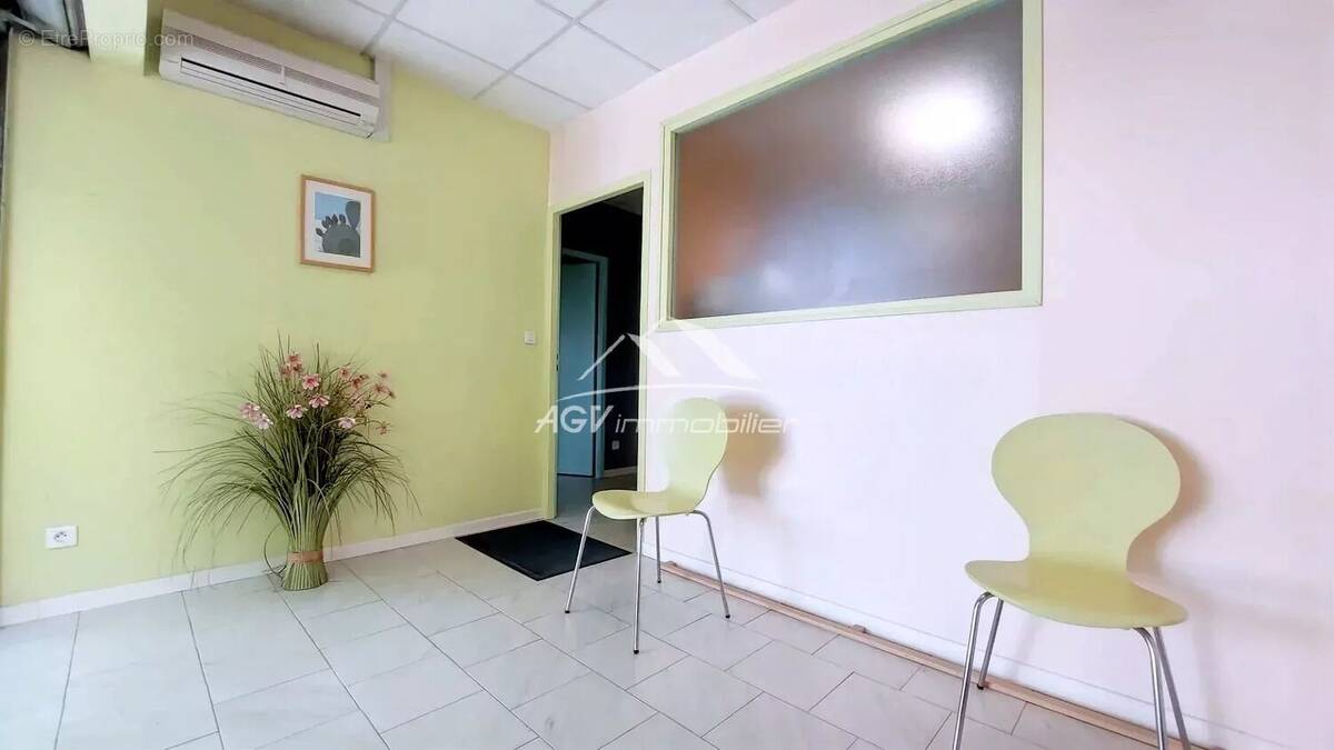 Commerce à SAINT-CHRISTOL-LES-ALES