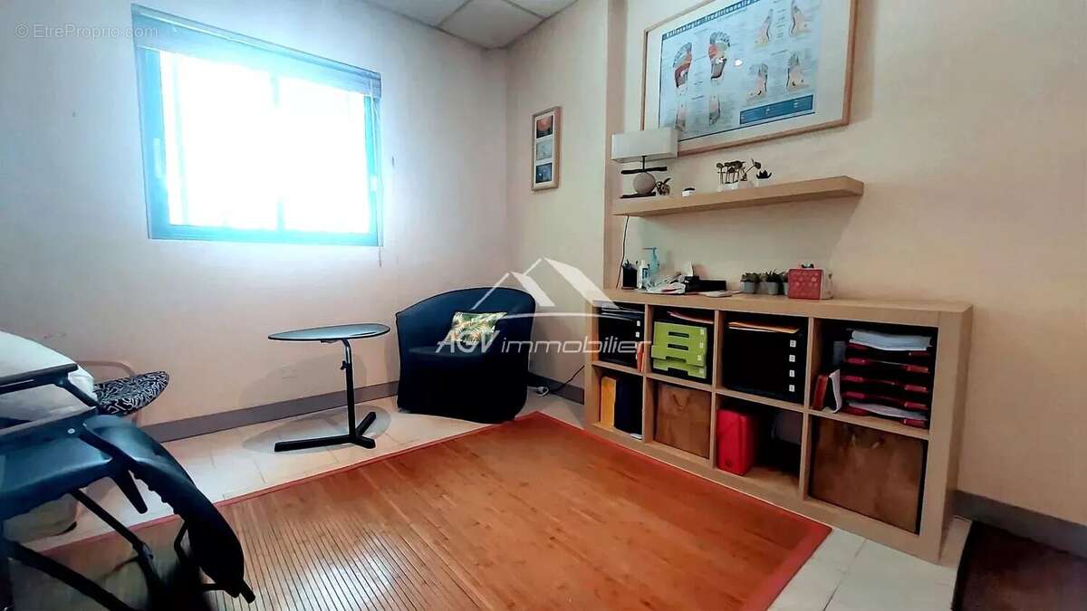 Commerce à SAINT-CHRISTOL-LES-ALES