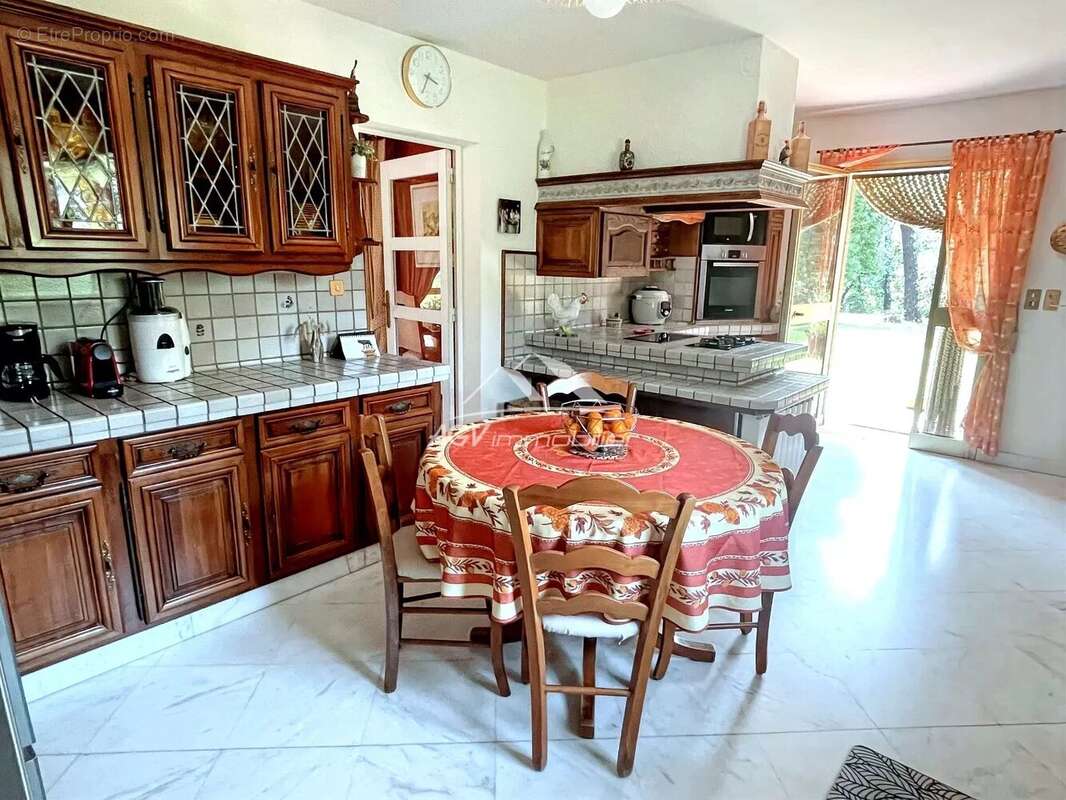 Maison à SAINT-CHRISTOL