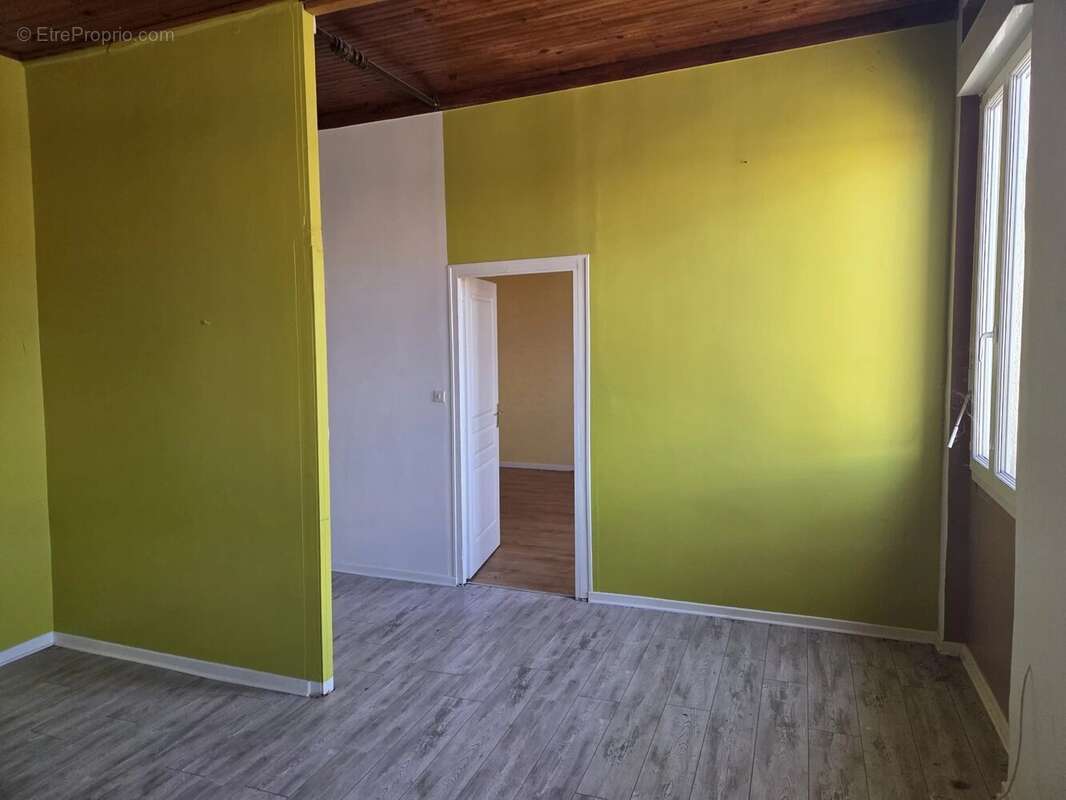 Appartement à MOLIERES