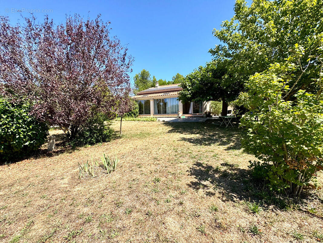 Maison à SAINT-CANNAT