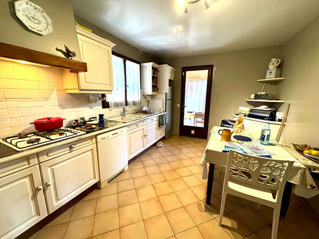 Maison à SAINT-CANNAT