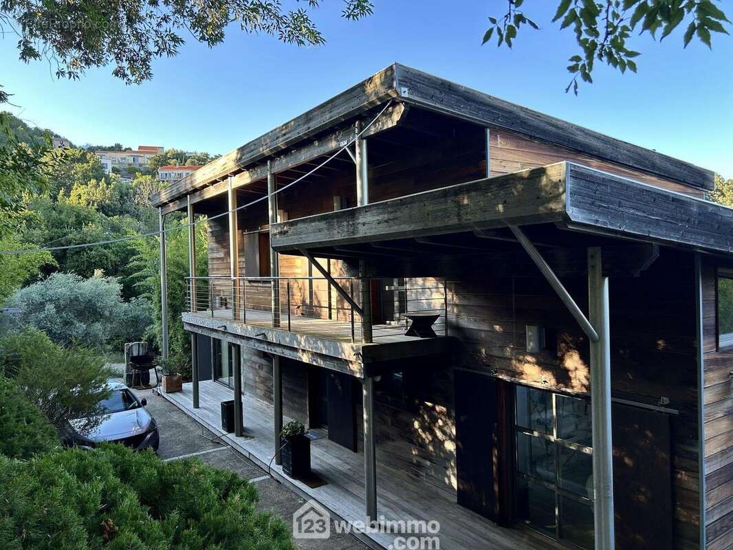 Maison en Red Cedar de 2006 - Maison à SAN-MARTINO-DI-LOTA