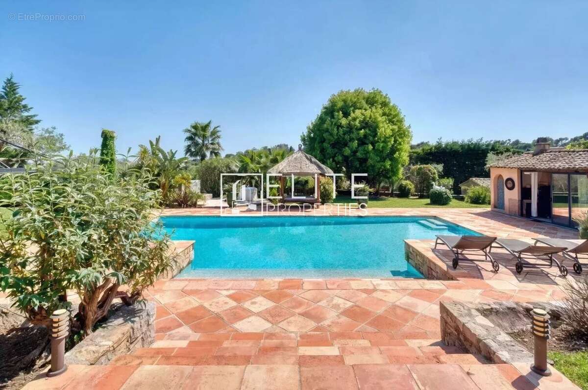 Maison à MOUANS-SARTOUX