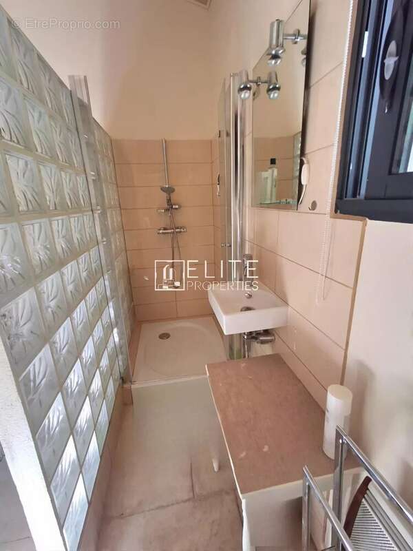 Maison à MOUANS-SARTOUX