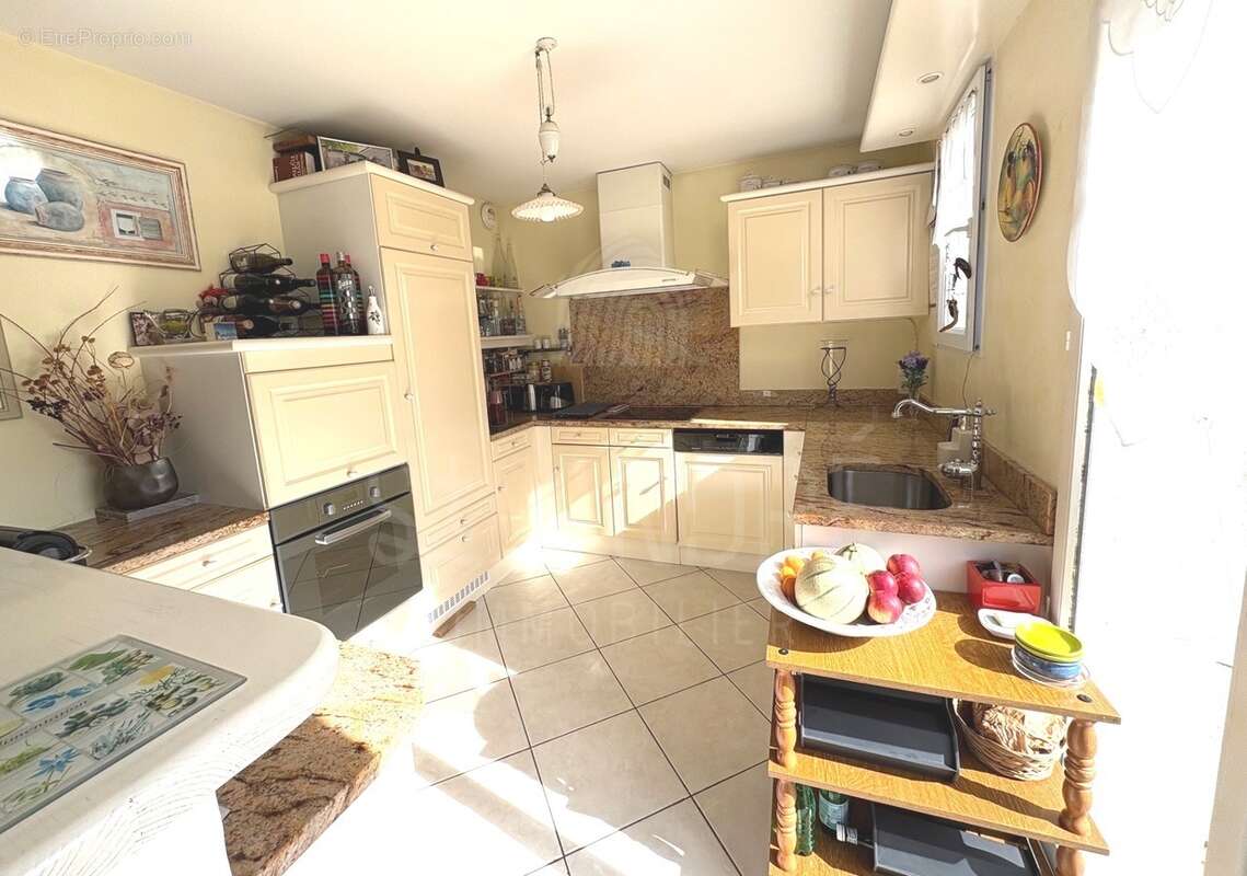 Maison à BEAUREPAIRE