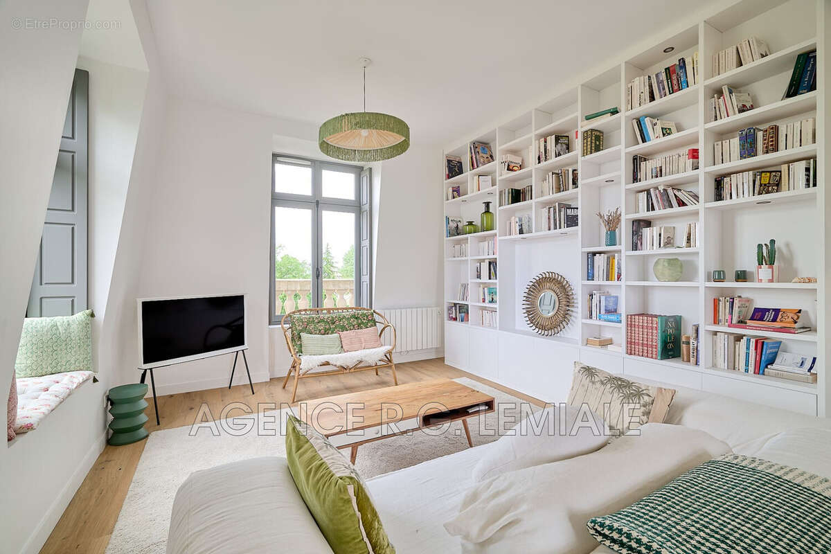 Appartement à MAISONS-LAFFITTE