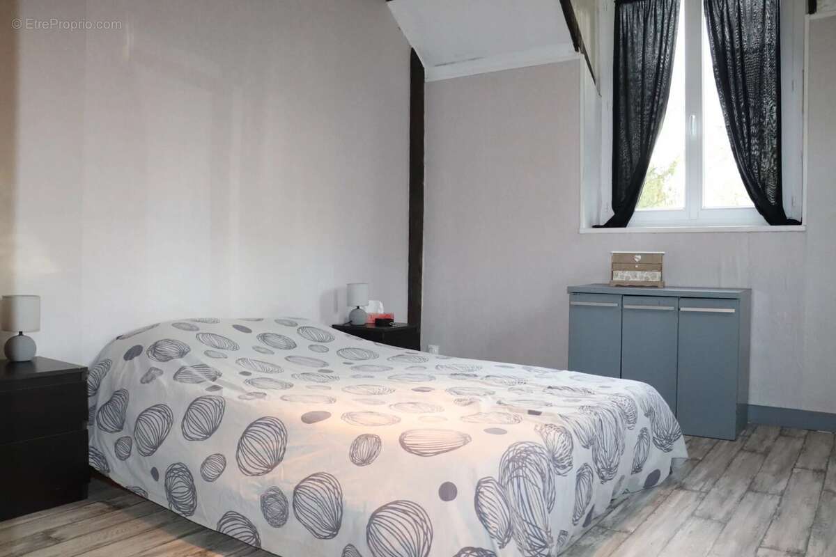 Maison à LA FERTE-GAUCHER