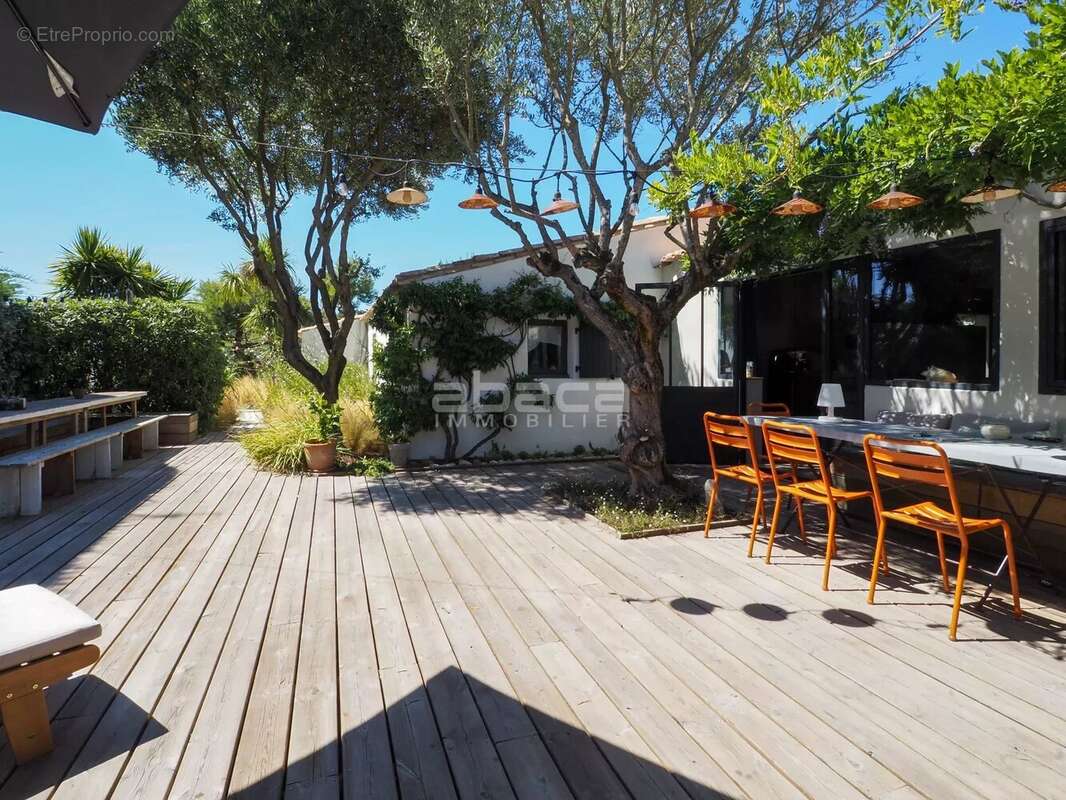 Maison à SAINTE-MARIE-DE-RE