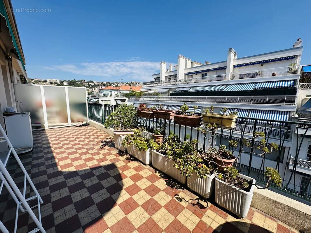 Appartement à NICE