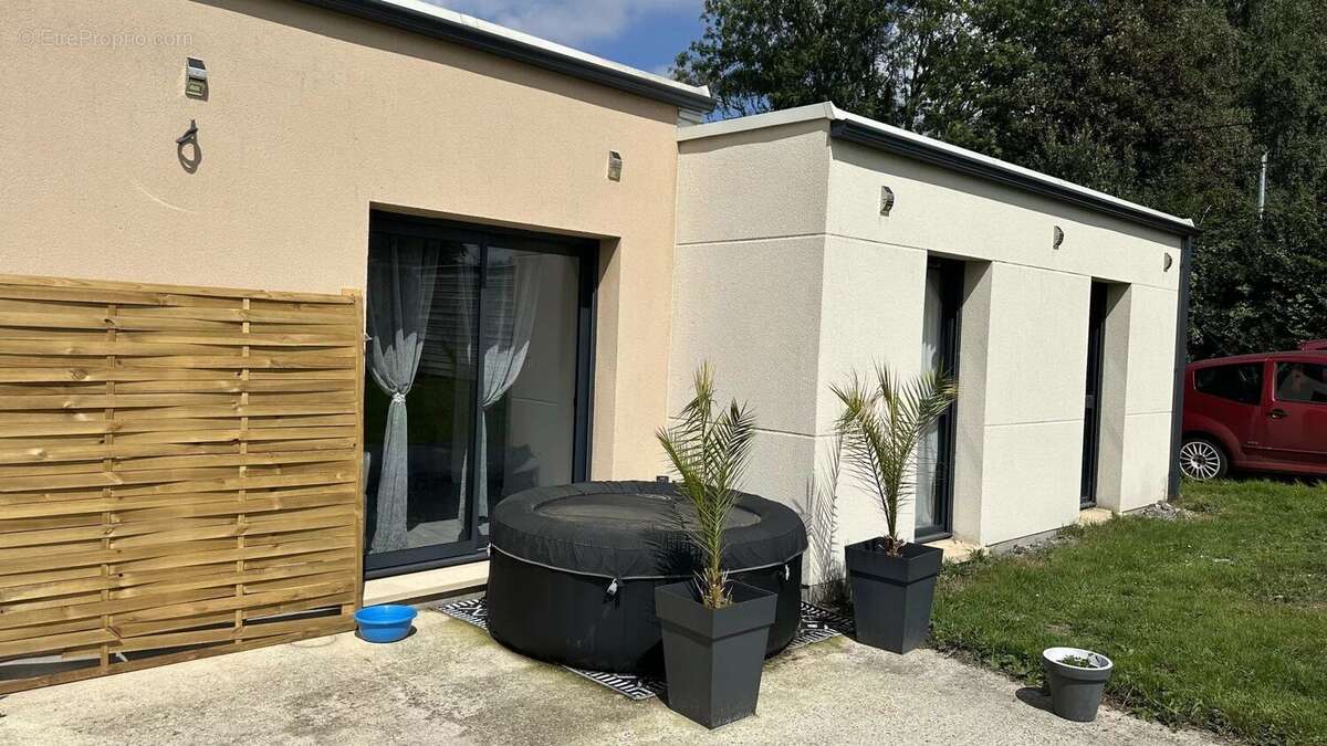 Maison à FORT-MOVILLE