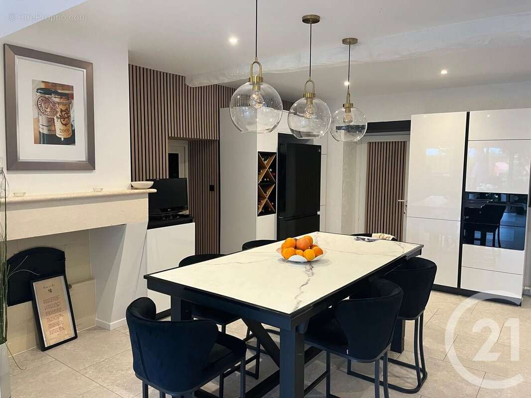 Maison à SAINT-ANDRE-DE-CUBZAC