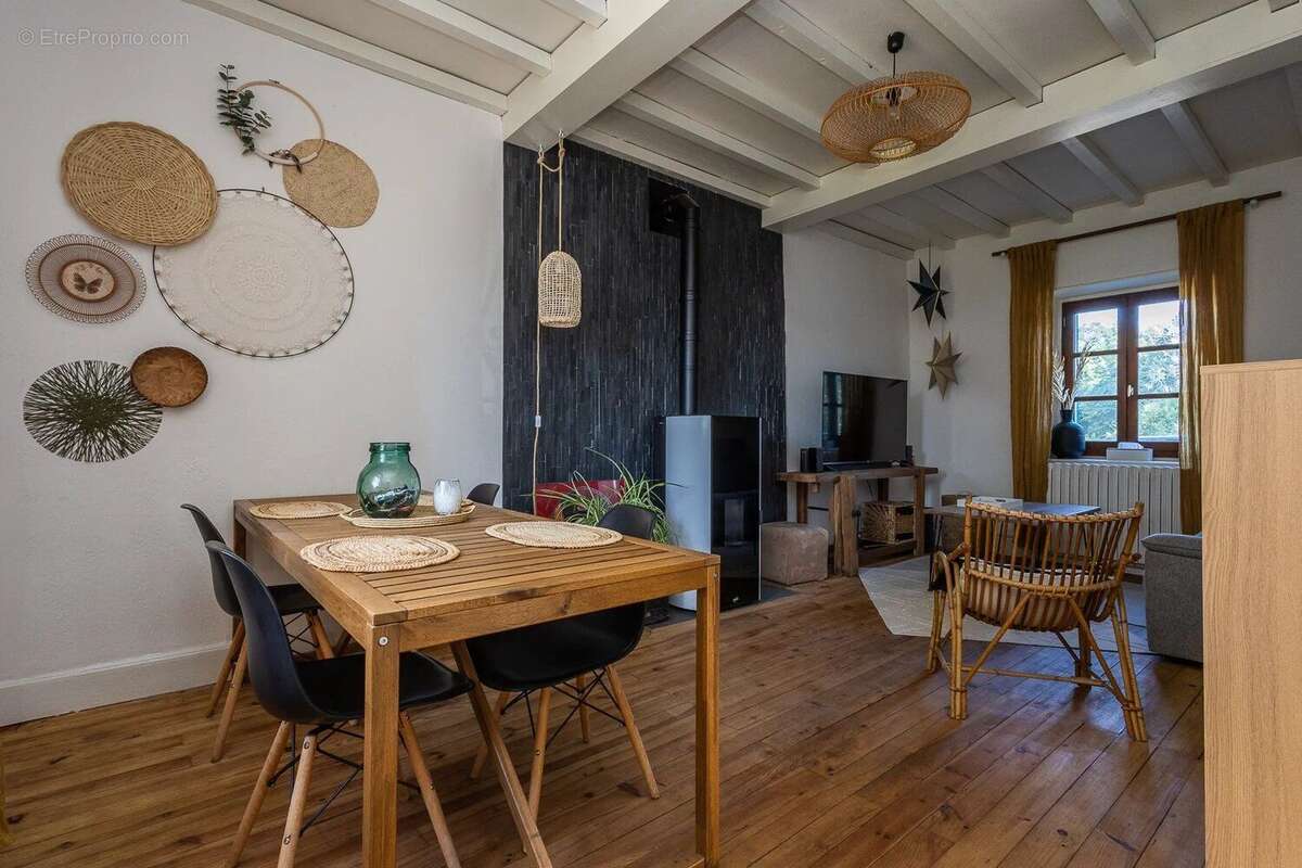 Maison à SAINT-ANDRE-LE-GAZ